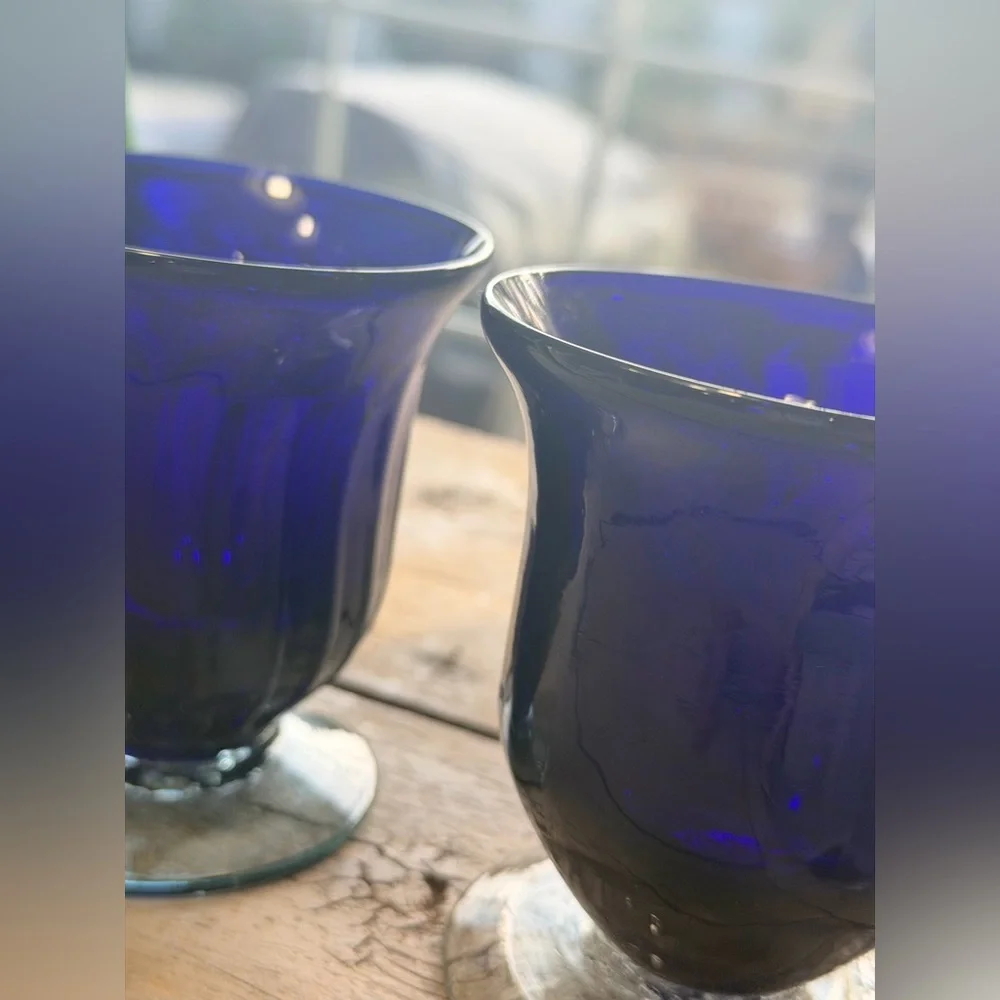 8 Handblown Cobalt Drinking Glasses. 4”T. Pedestal | Vintage | Vibrant | EUC